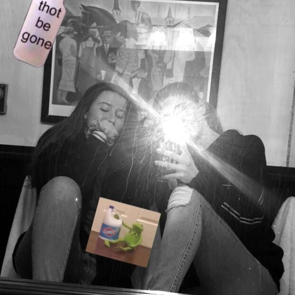 Meet your Posher, Brittney